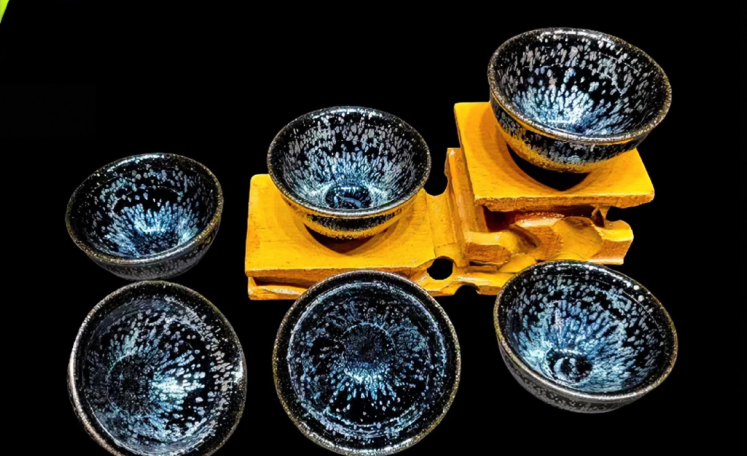 Pure Hand-thrown Jianzhan Iron Body Teacup Elegant Chinese Oriental Tea Art Cup