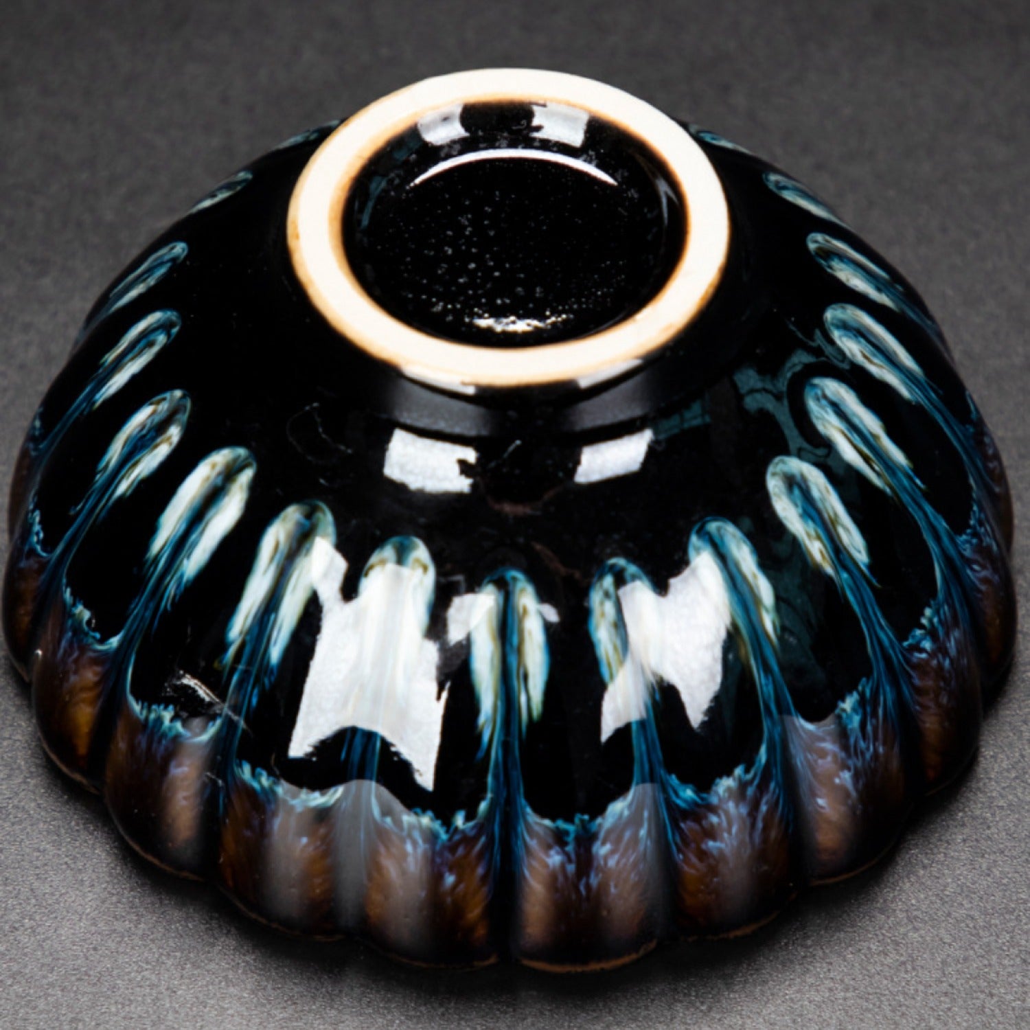 Kiln Change Tenmoku Cup Silver Phoenix Inlaid