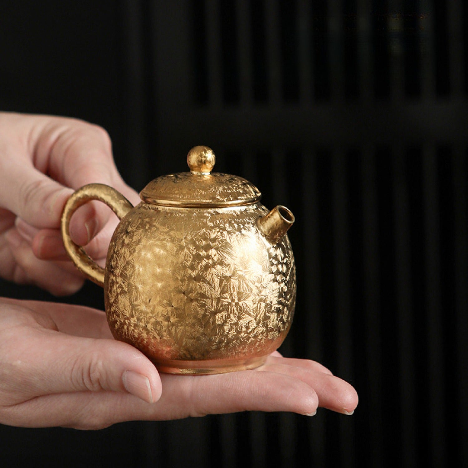 Kiln Change Gilded Gongfu Tea Cup